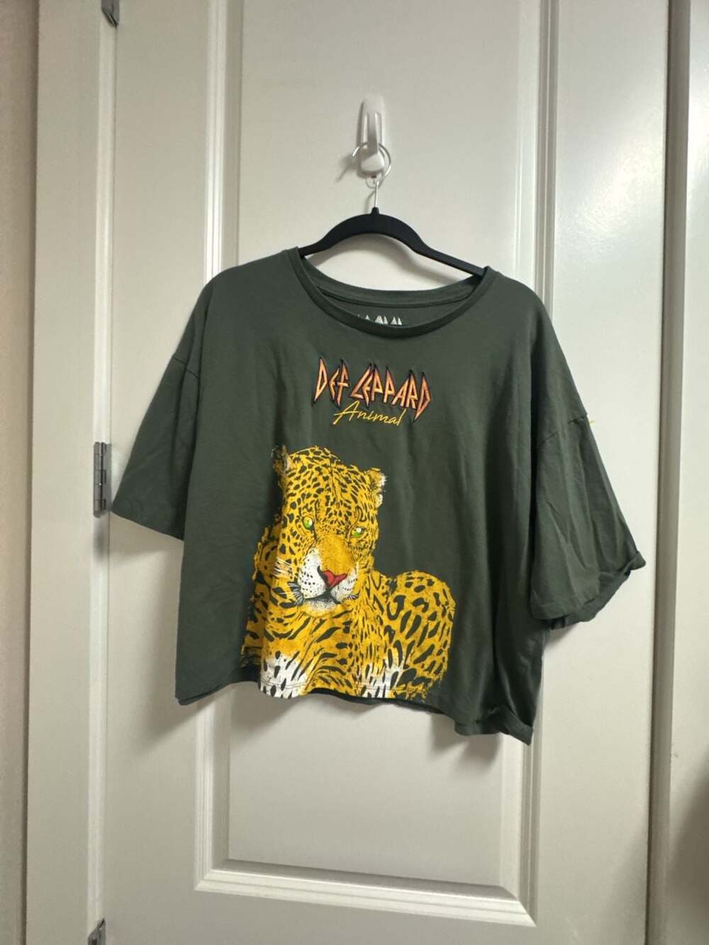 Def Leppard Animal Green Crop T-Shirt Size XXL